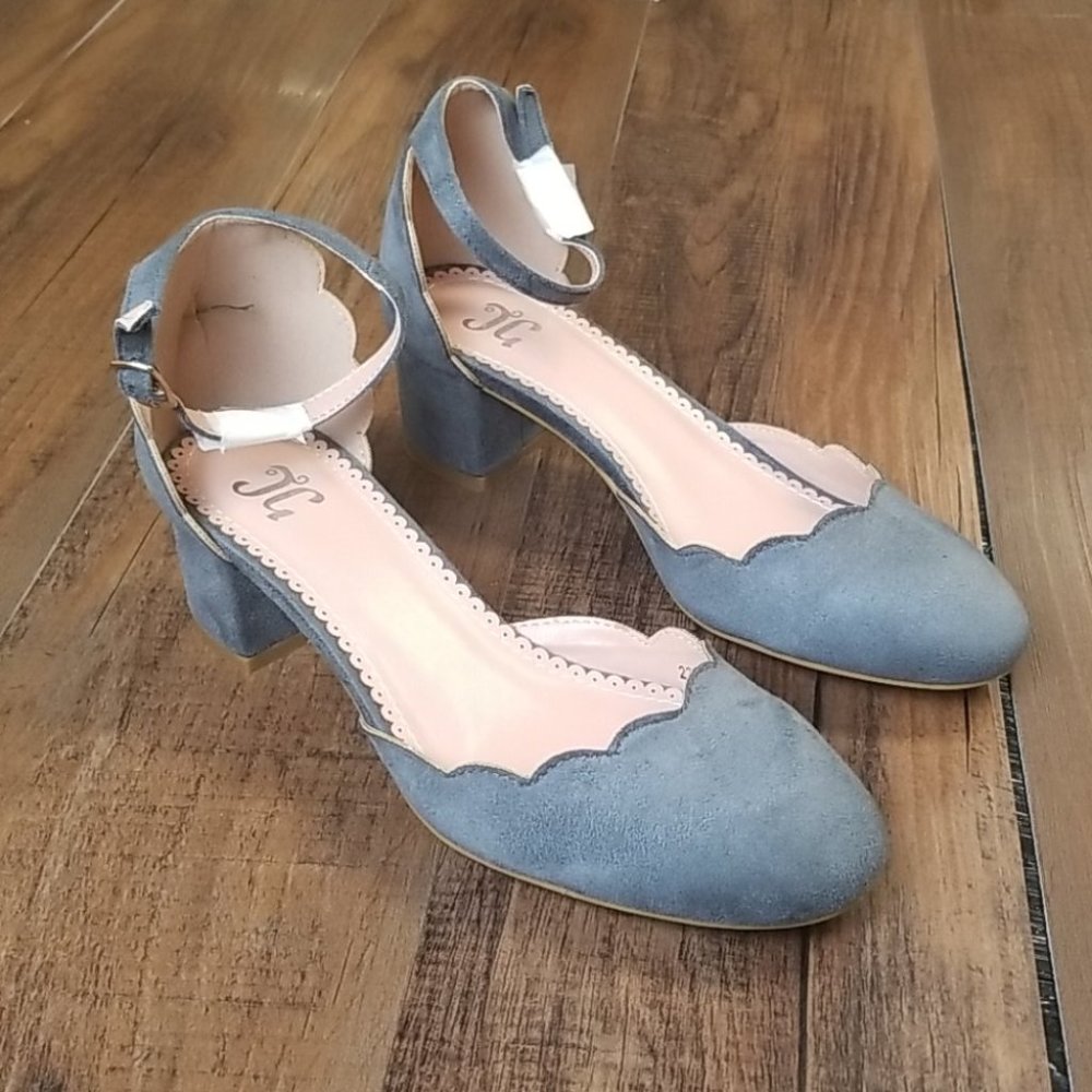 Journee Collection Women's Edna Pumps